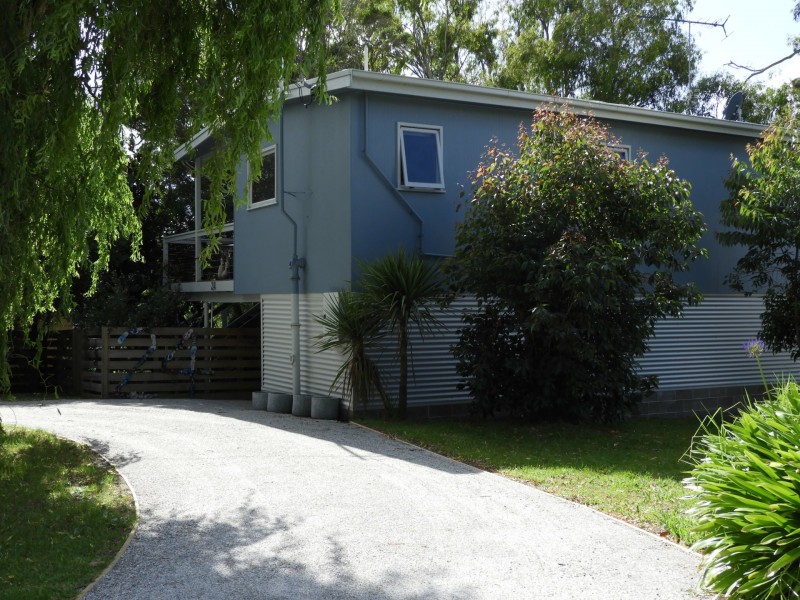 24 Nautilus Road, Inverloch VIC 3996