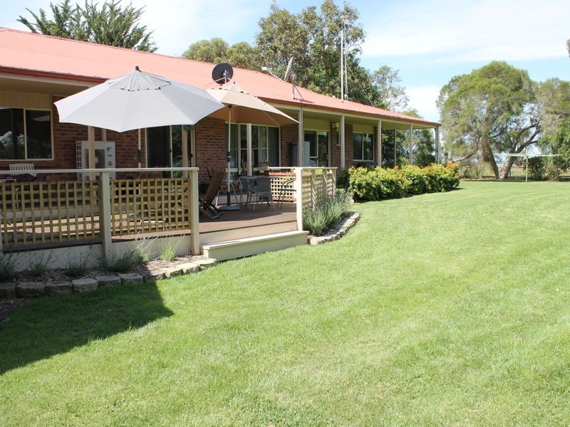 390 Stuchberrys Road, Inverloch VIC 3996