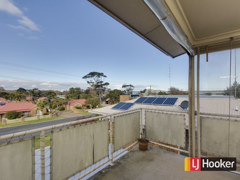 11 Cuttriss Street, Inverloch VIC 3996
