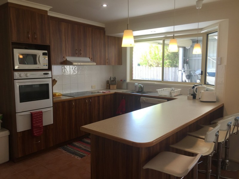 18 Lindsey Close, Inverloch VIC 3996