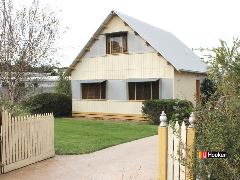 101 Toorak Road, Inverloch VIC 3996