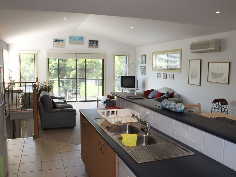 1/20 Kathryn Close, Inverloch VIC 3996