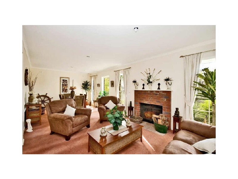 25 Sandymount Avenue, Inverloch VIC 3996