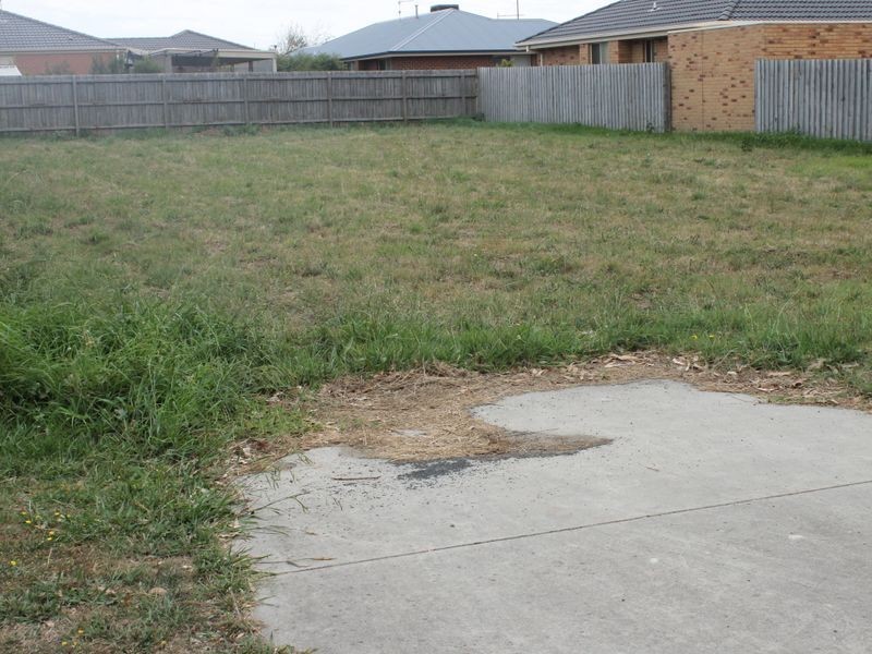 Lot 15 (27 Ullathornes Road, Inverloch VIC 3996