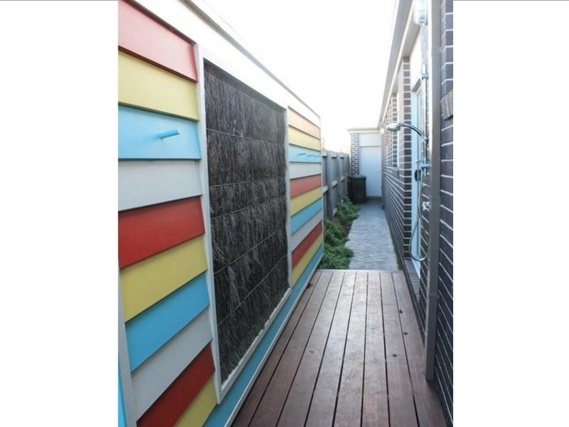 10 Surrey Place, Inverloch VIC 3996