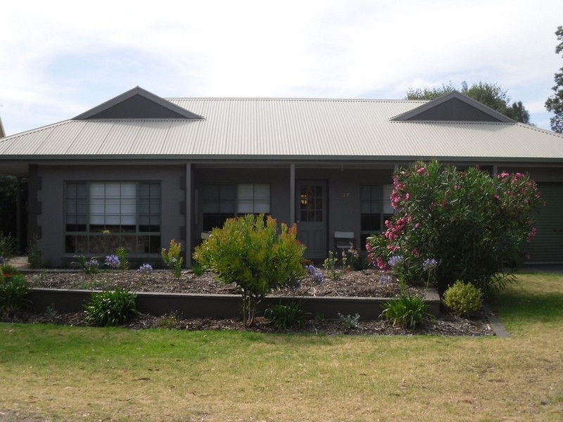 37 Ripple Drive, Inverloch VIC 3996