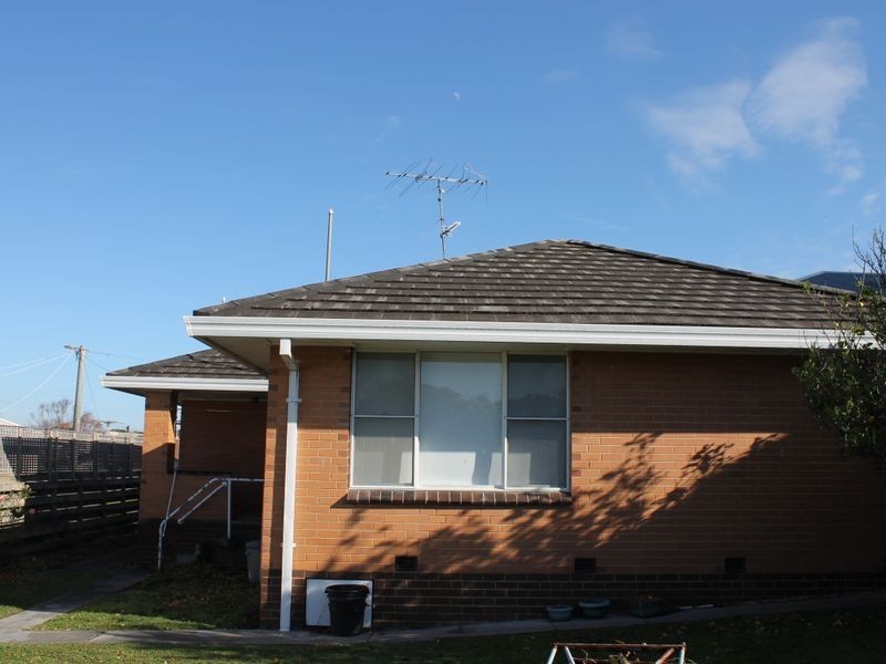 1 Garden Crescent, Inverloch VIC 3996