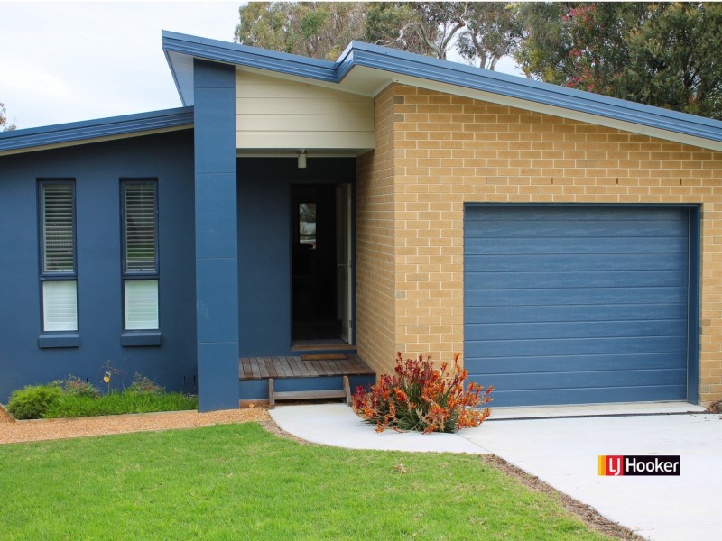 12A High Street, Inverloch VIC 3996