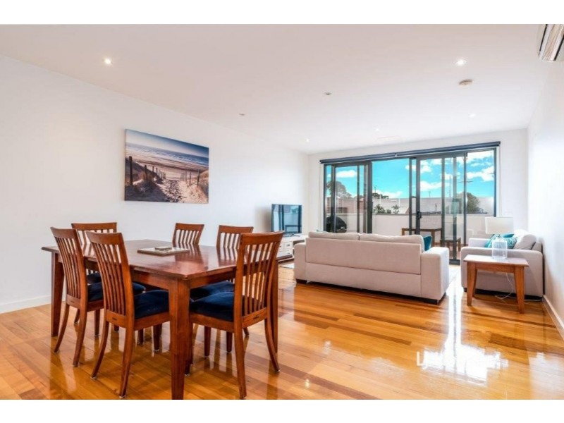 Unit 2/22 Beaton Place, Inverloch VIC 3996