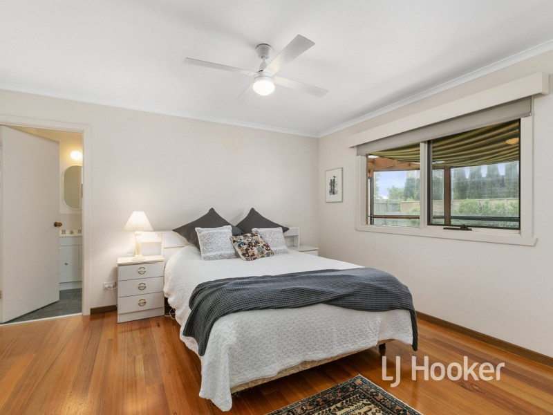 17 Lohr Avenue, Inverloch VIC 3996