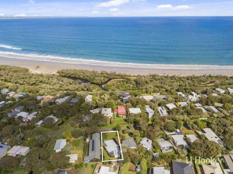 17 Lohr Avenue, Inverloch VIC 3996