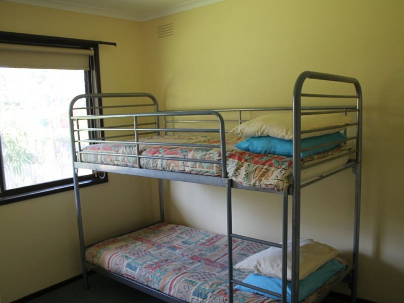 36 Beilby Avenue, Inverloch VIC 3996