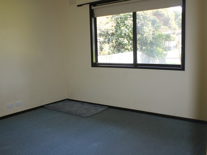 36 Beilby Avenue, Inverloch VIC 3996