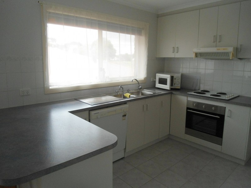 3/37 A’Beckett Street, Inverloch VIC 3996