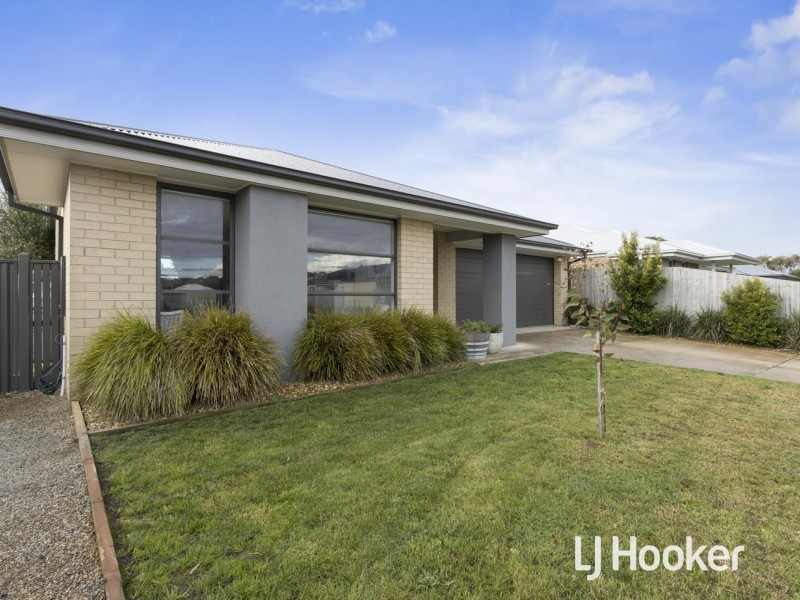 15 Citadel Way, Inverloch VIC 3996
