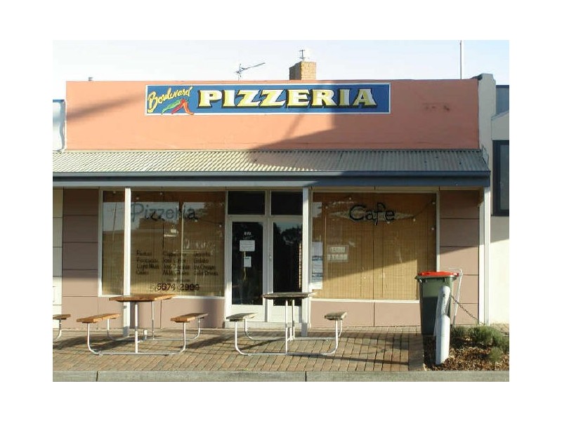 Shop B/2 Ramsey Boulevard, Inverloch VIC 3996