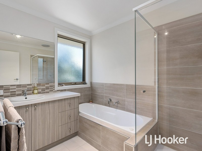 12 Bay Street, Inverloch VIC 3996