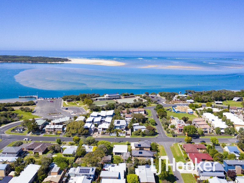 12 Bay Street, Inverloch VIC 3996