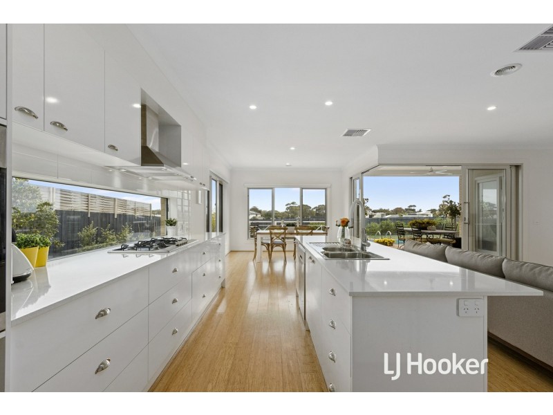 9 Radiata Place, Inverloch VIC 3996