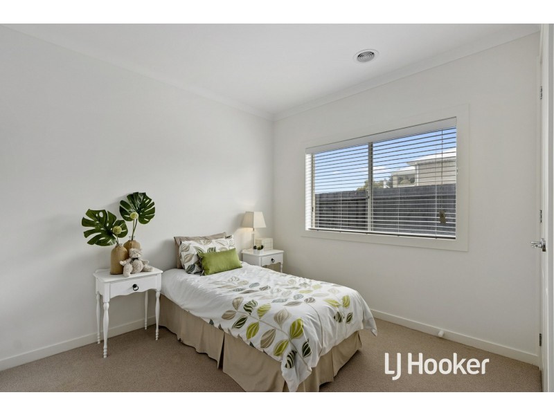 9 Radiata Place, Inverloch VIC 3996