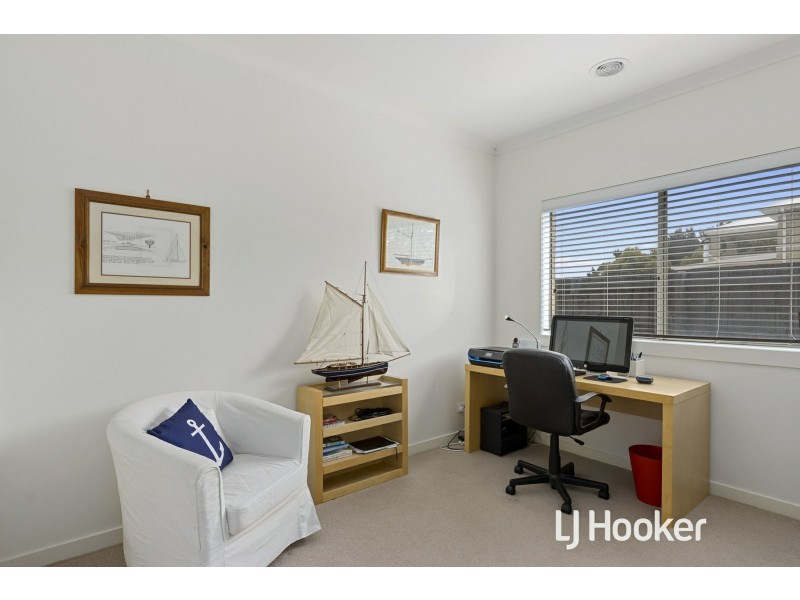 9 Radiata Place, Inverloch VIC 3996