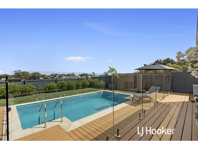 9 Radiata Place, Inverloch VIC 3996