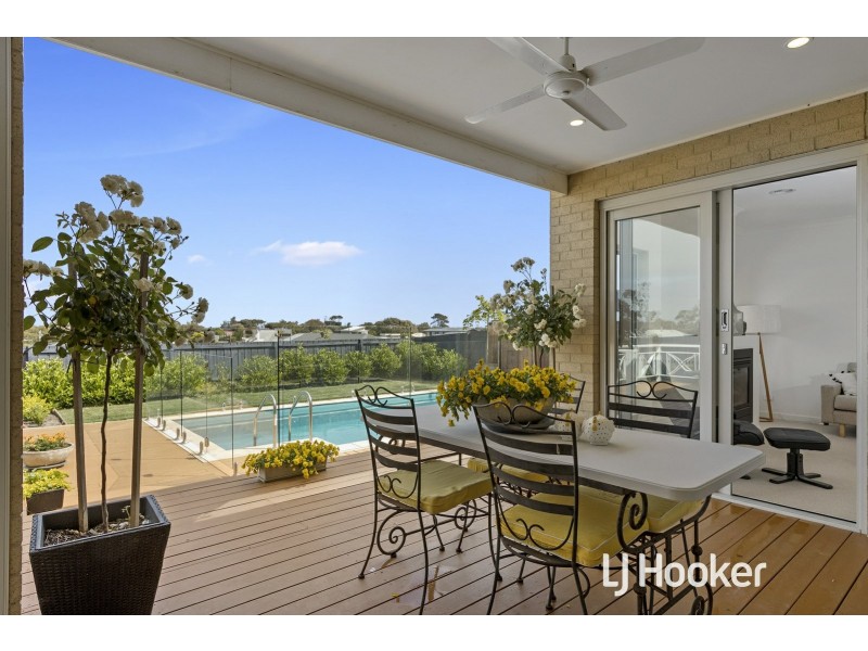 9 Radiata Place, Inverloch VIC 3996