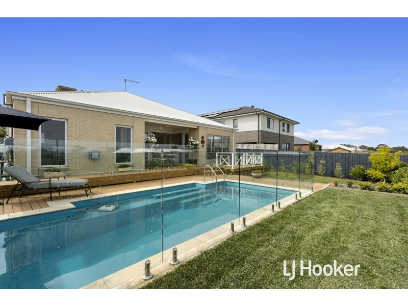 9 Radiata Place, Inverloch VIC 3996