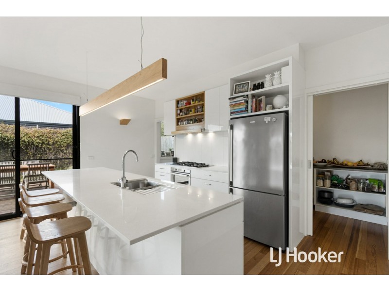 7 Paperbark Place, Inverloch VIC 3996