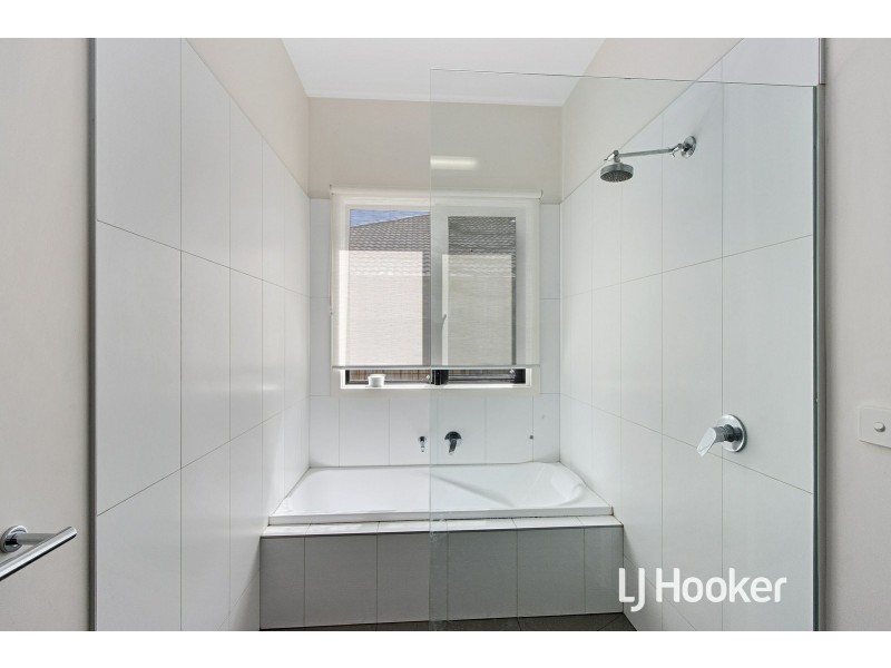 7 Paperbark Place, Inverloch VIC 3996