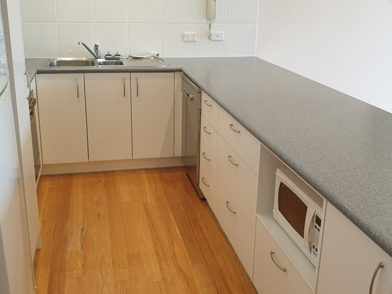 2/20 Beaton Place, Inverloch VIC 3996