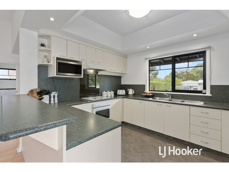 61 Dixon Street, Inverloch VIC 3996