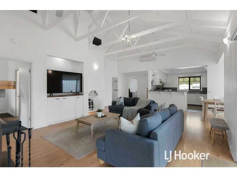 61 Dixon Street, Inverloch VIC 3996
