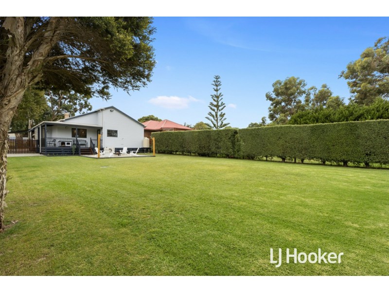 61 Dixon Street, Inverloch VIC 3996