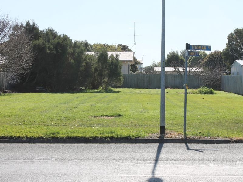 88 Toorak Road, Inverloch VIC 3996