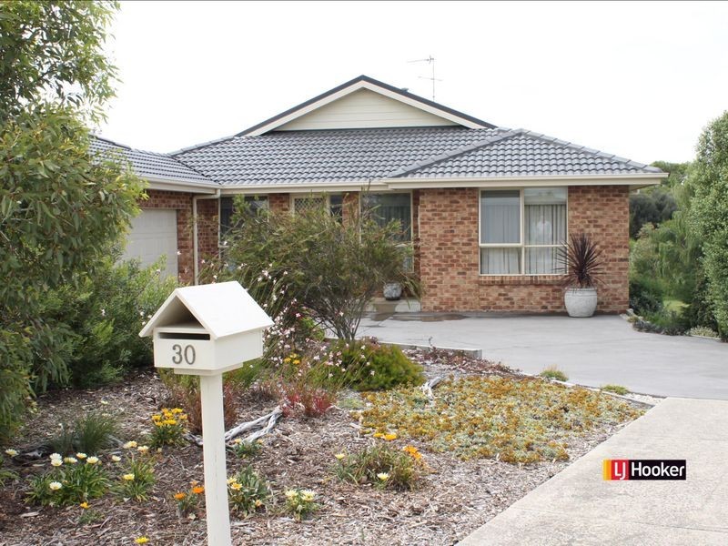 30 Meanderri Drive, Inverloch VIC 3996