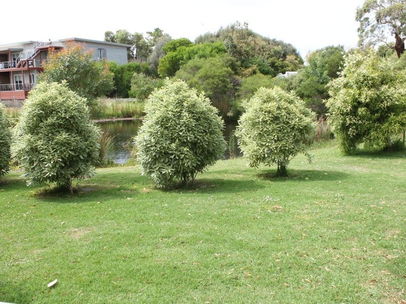 30 Meanderri Drive, Inverloch VIC 3996