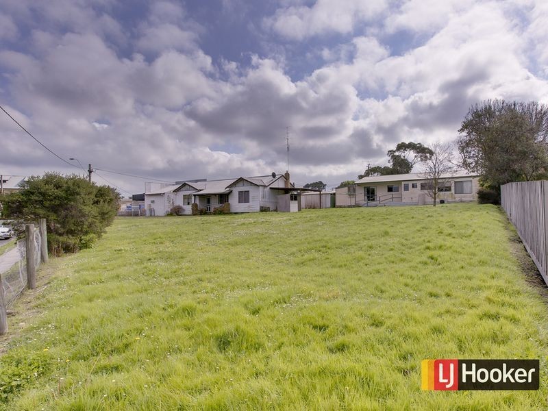 2-4 Williams Street, Inverloch VIC 3996