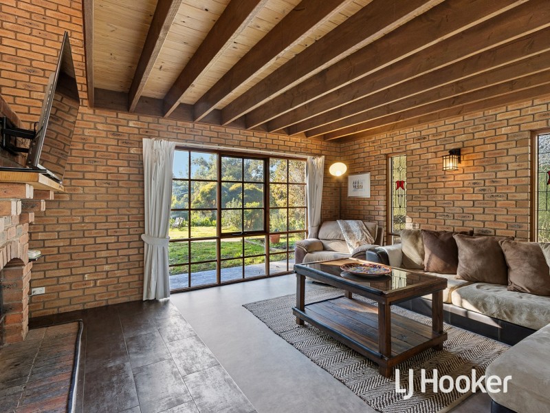 6-8 Bacon Avenue, Koonwarra VIC 3954