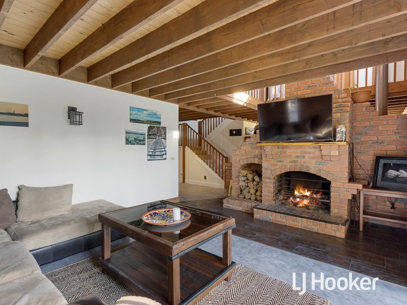 6-8 Bacon Avenue, Koonwarra VIC 3954