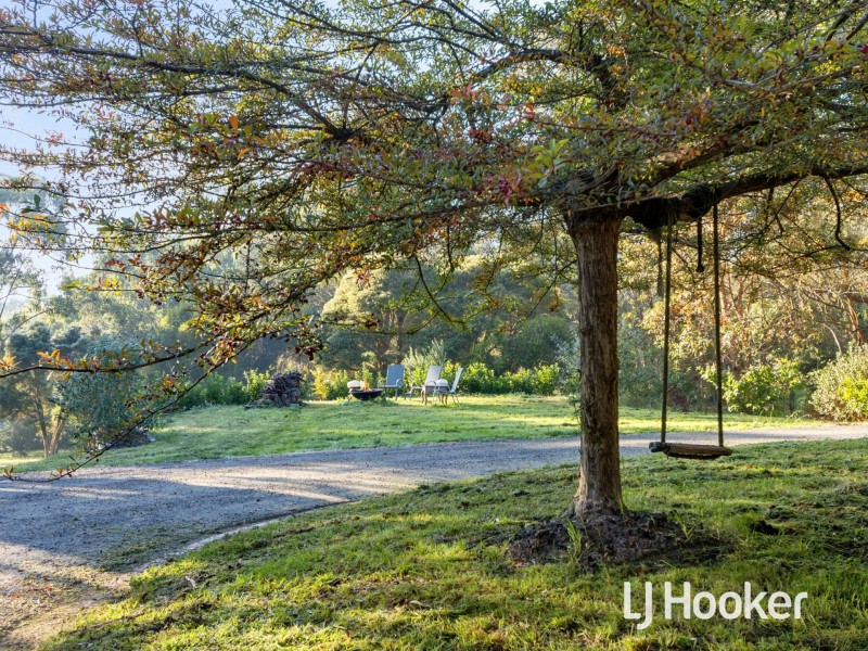 6-8 Bacon Avenue, Koonwarra VIC 3954