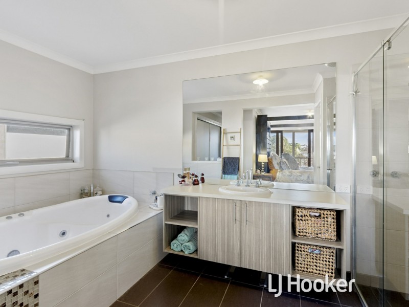 36 Beachcomber Drive, Inverloch VIC 3996