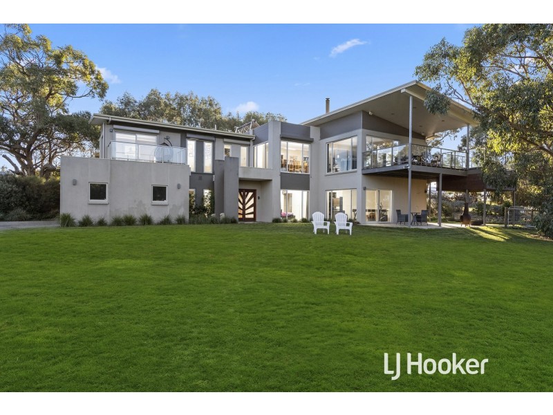 184 Albert Ruttle Drive, Inverloch VIC 3996