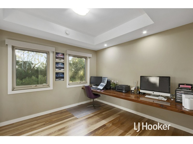 184 Albert Ruttle Drive, Inverloch VIC 3996