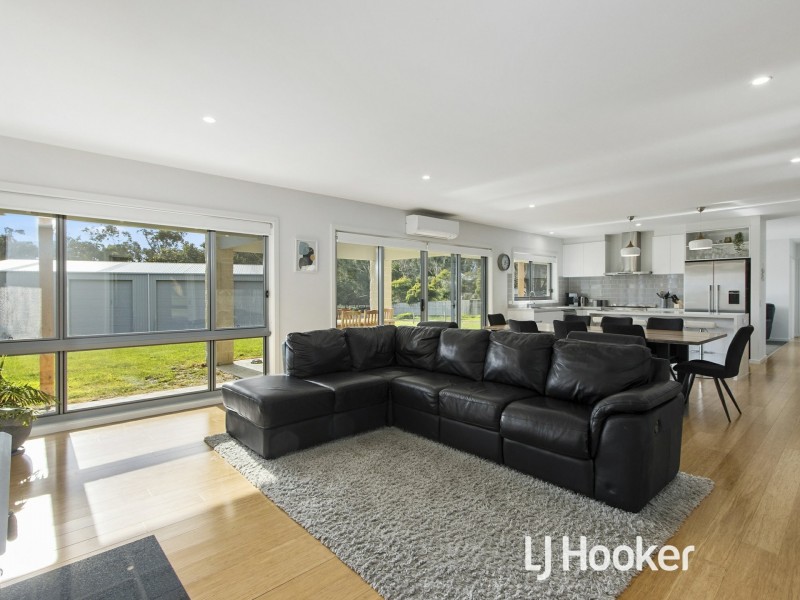 12-14 Whitelaw Street, Meeniyan VIC 3956