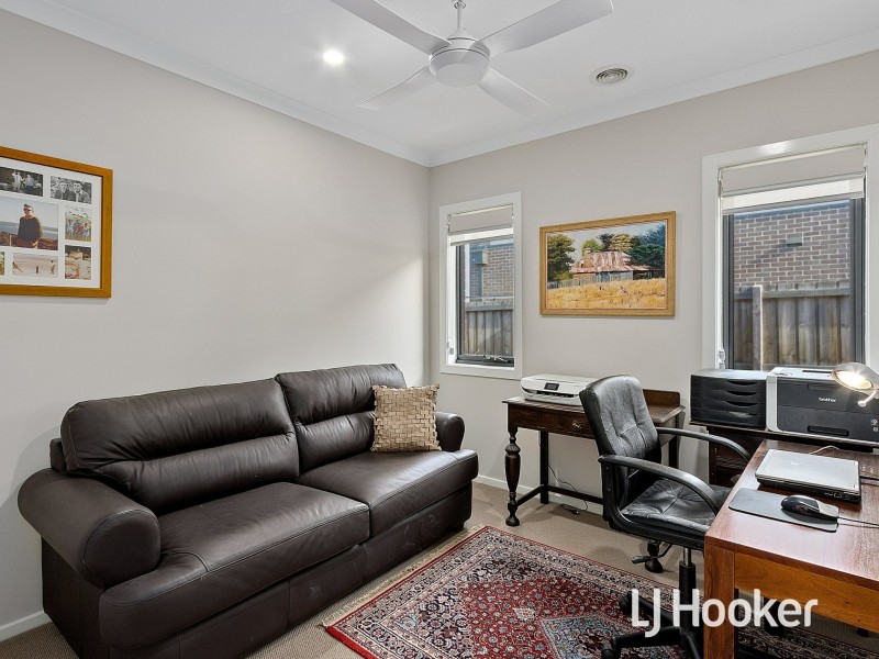 5 Radiata Place, Inverloch VIC 3996