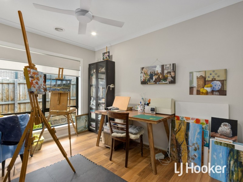 5 Radiata Place, Inverloch VIC 3996