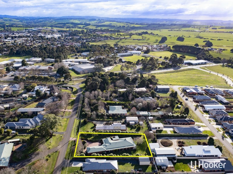 2a Louise Simon Court, Leongatha VIC 3953