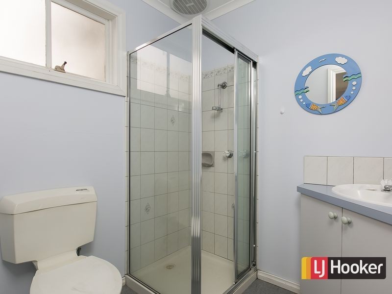2a The Crescent, Inverloch VIC 3996