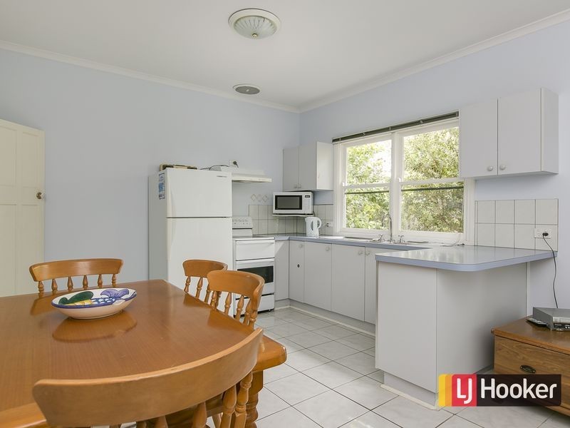 2a The Crescent, Inverloch VIC 3996